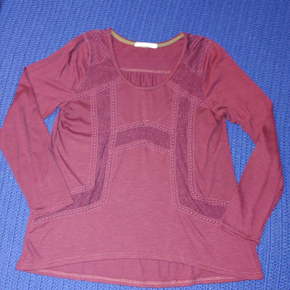 Pretty Maroon Long Sleeve Lace Top